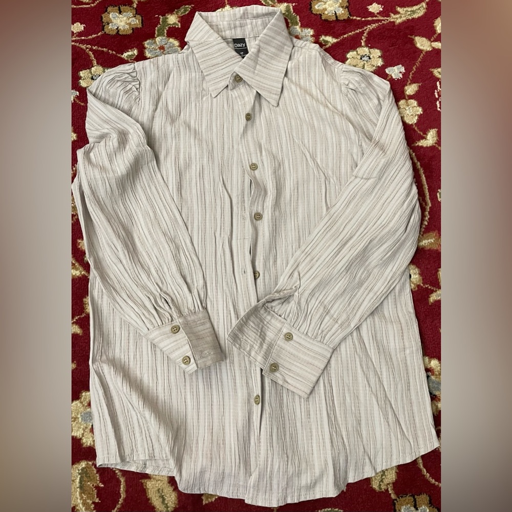 Dazy Women’s Button Down Comfortable Business Casual / Casual Shirt Size Small